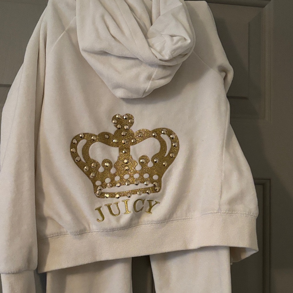 Juicy Couture Off-White Hoodie Set - Picture 3 of 6